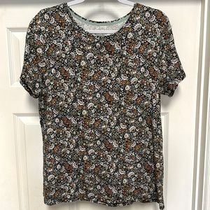 Croft & Barrow - The Classic Tee - size large